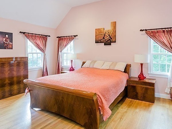71 Grosvenor Road Needham, MA 02492 - Photo 12 of 24