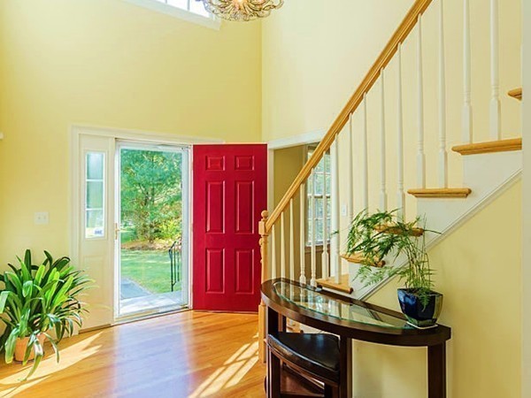 71 Grosvenor Road Needham, MA 02492 - Photo 2 of 24