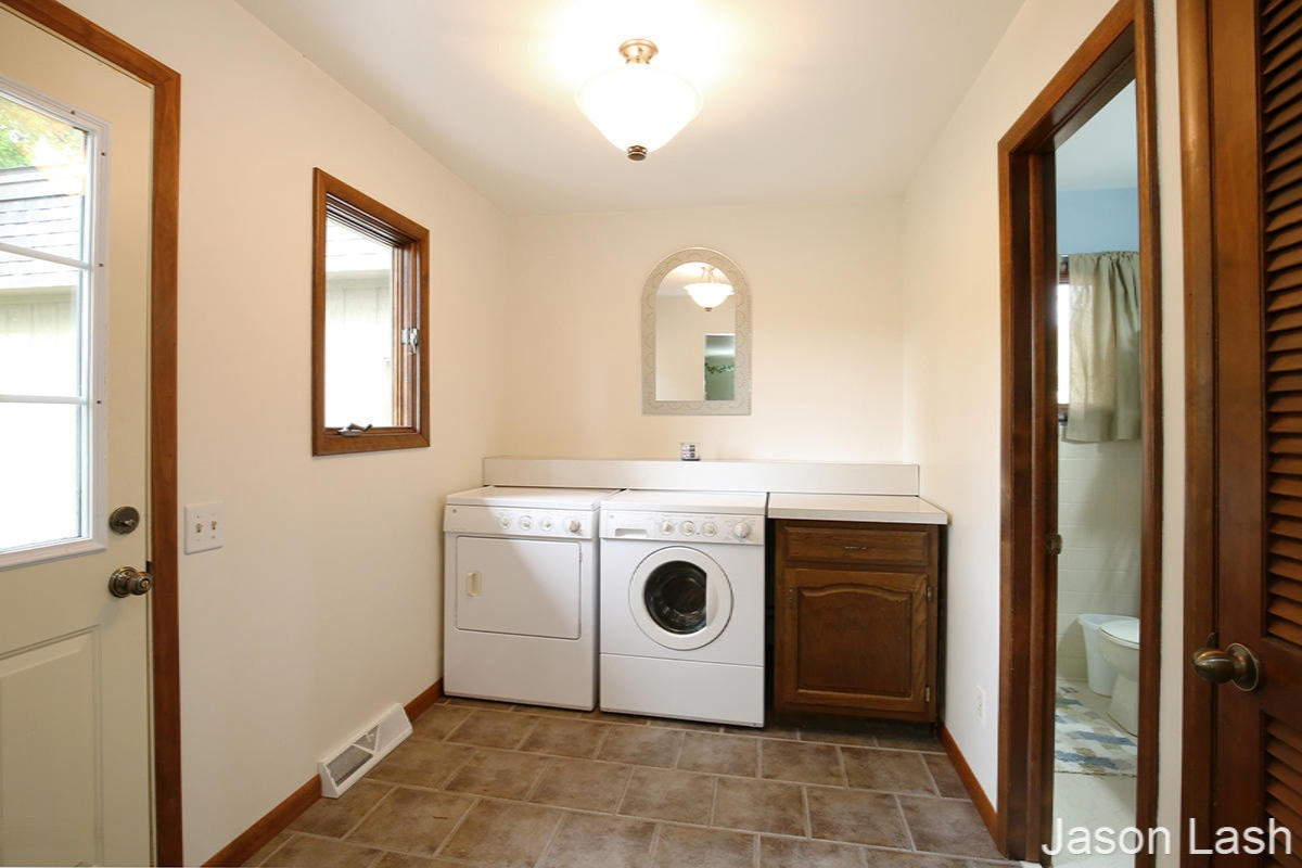 2448 Marquette Road Ionia, MI 48846 - Photo 13 of 40 IMG_6284