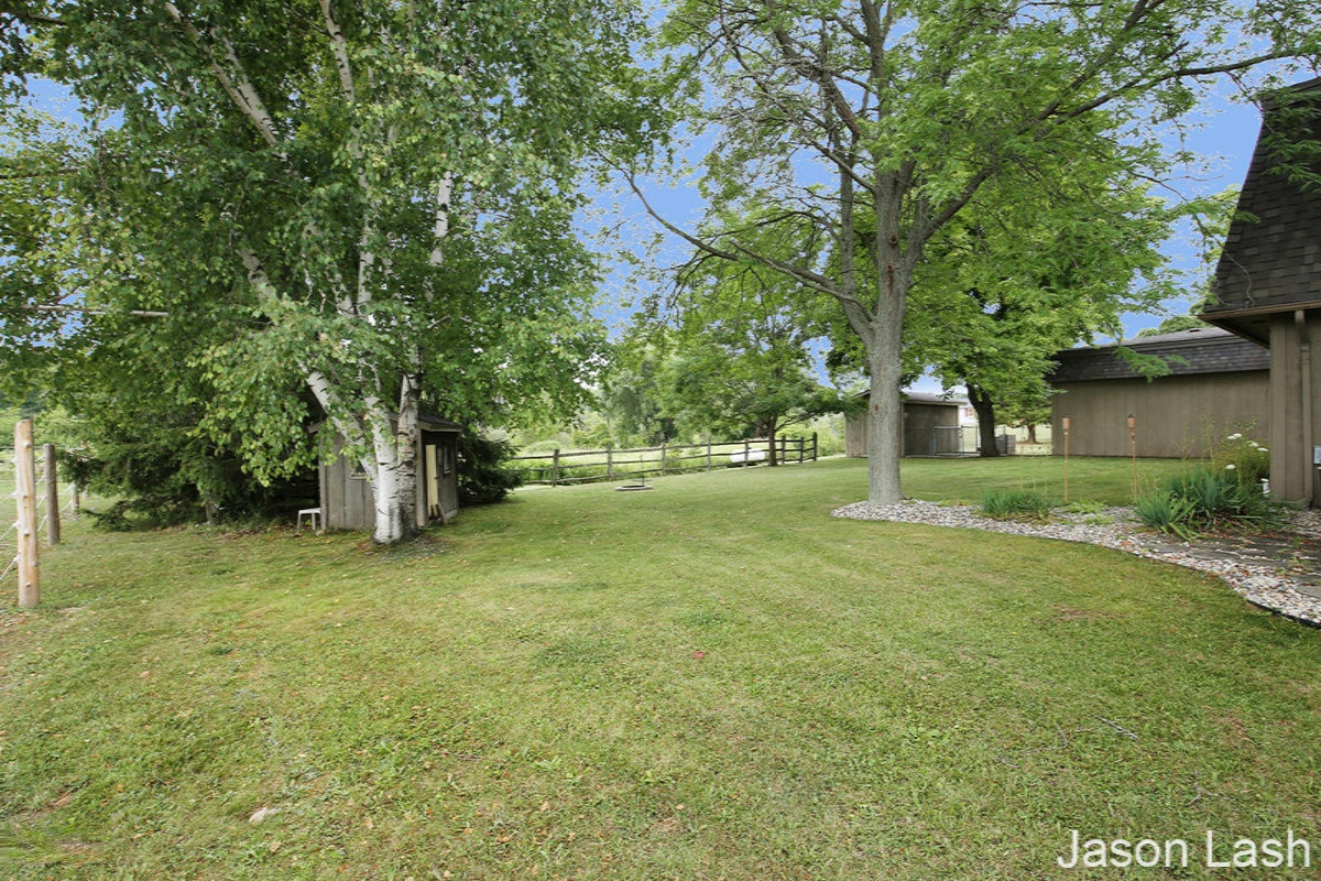 2448 Marquette Road Ionia, MI 48846 - Photo 38 of 40 IMG_6333
