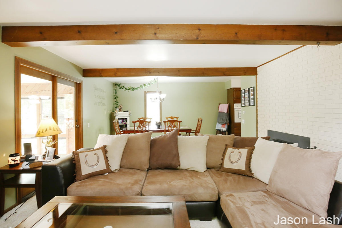 2448 Marquette Road Ionia, MI 48846 - Photo 4 of 40 IMG_6271