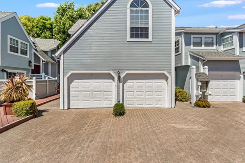 $699,950 | 377 East 2nd Street, Benicia, CA 94510