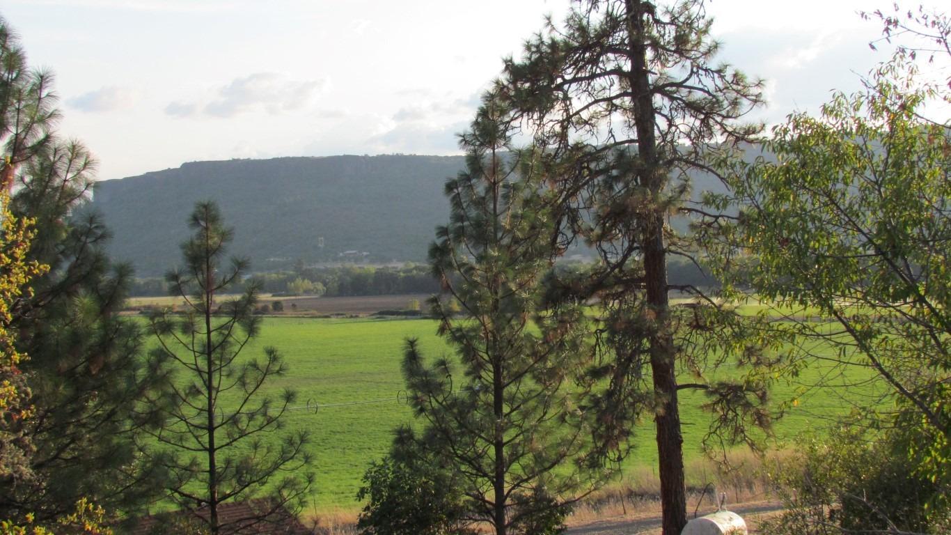 12916 Table Rock Road White City, OR 97503 - Photo 3 of 35 Additional Photo