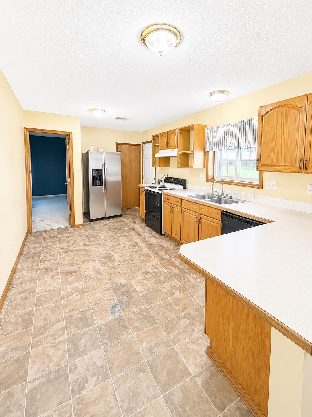 204 Howard Street Tekoa, WA 99033 - Photo 5 of 14