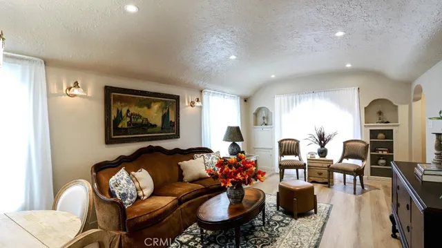 $725,000 | 6764 Lemon Avenue, Long Beach, CA 90805