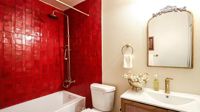 $725,000 | 6764 Lemon Avenue, Long Beach, CA 90805