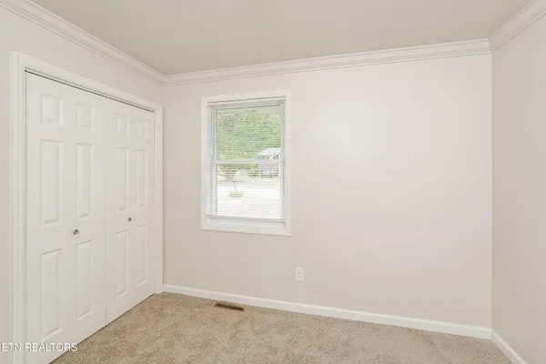 $1,995 | 2823 Ithaca Drive Northeast, Knoxville, TN 37918