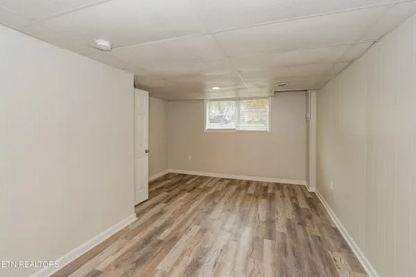 $1,995 | 2823 Ithaca Drive Northeast, Knoxville, TN 37918