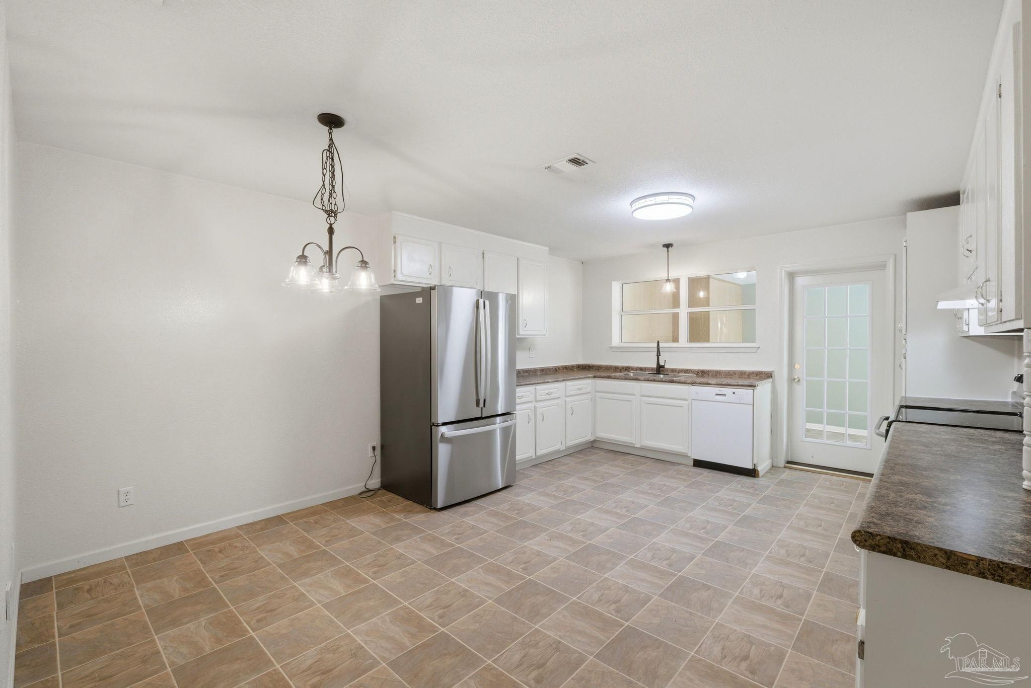 6960 Klondike Road Pensacola, FL 32526 - Photo 9 of 41