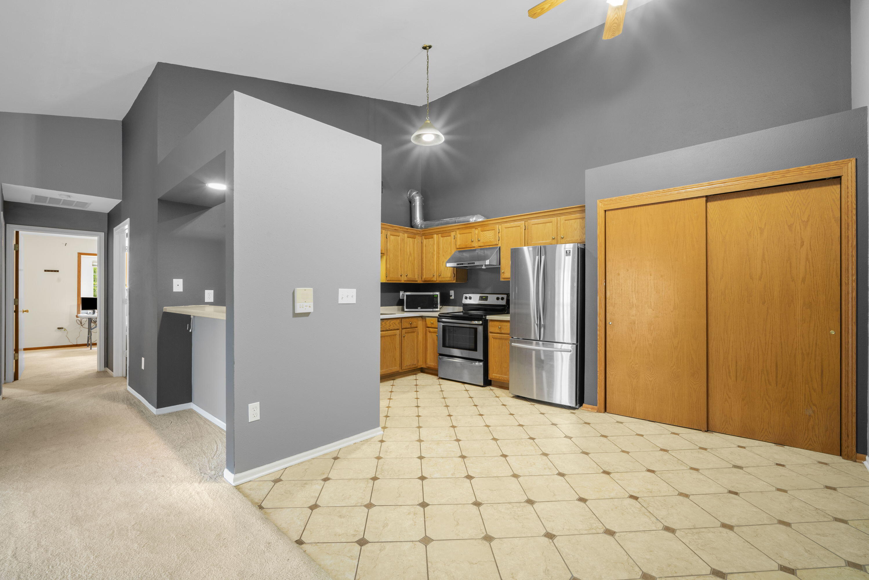 9322 West Loomis Road, Unit 5 Franklin, WI 53132 - Photo 2 of 19 Kitchen / Dining