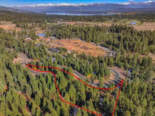 $575,000 | 4333 Song Sparrow Court, Unit 28, McCall, ID 83638