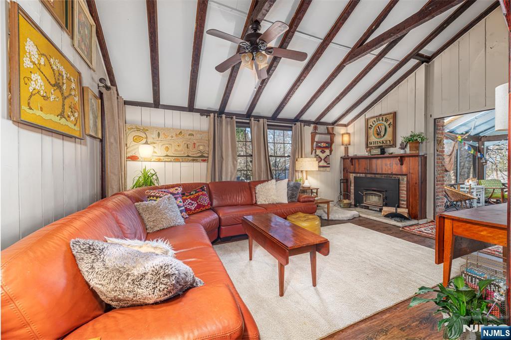 3 Hillspring Road Sparta, NJ 07871 - Photo 2 of 17