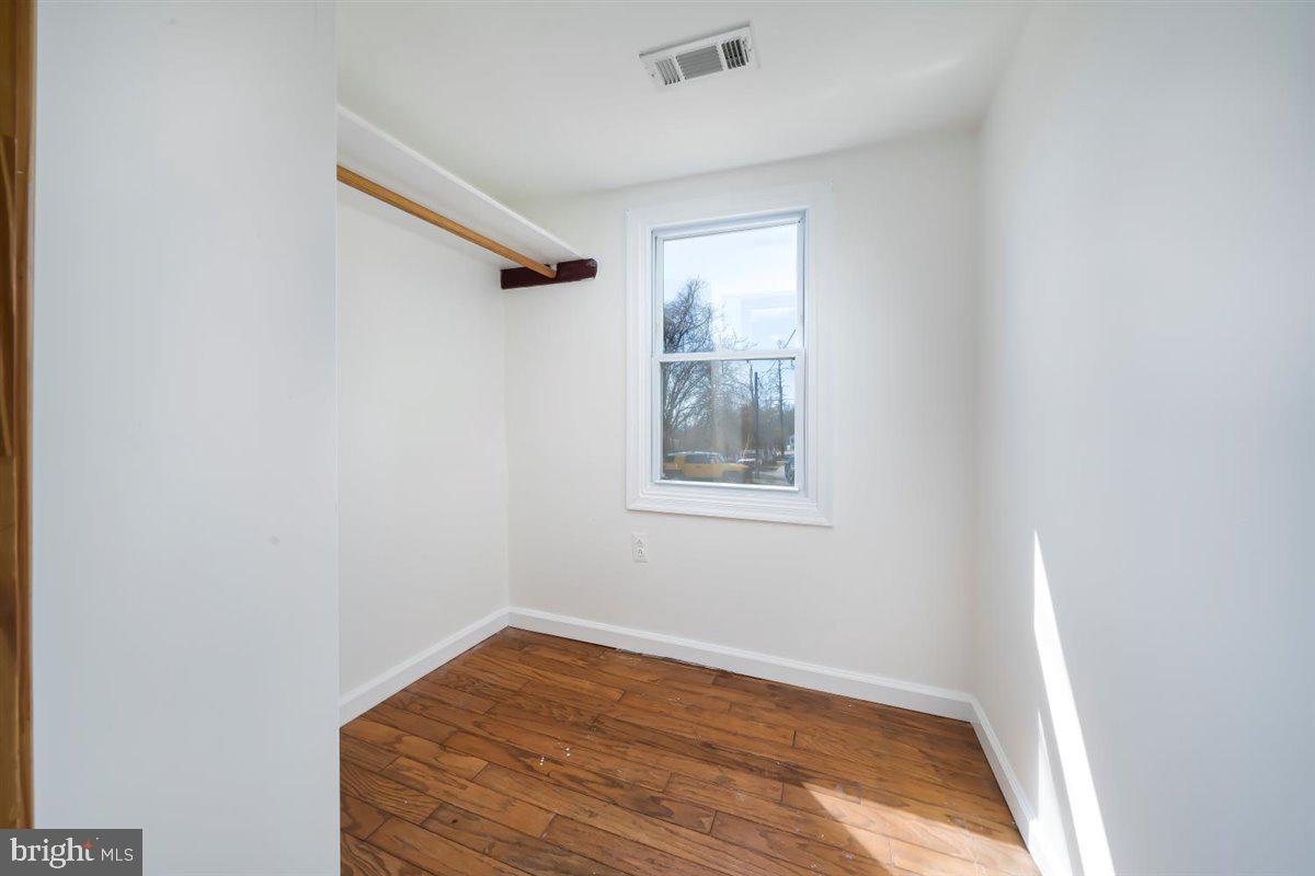 1060 Arnoldtown Road Middletown, MD 21769 - Photo 34 of 69 Bedroom #2 walk in closet could be school/ office