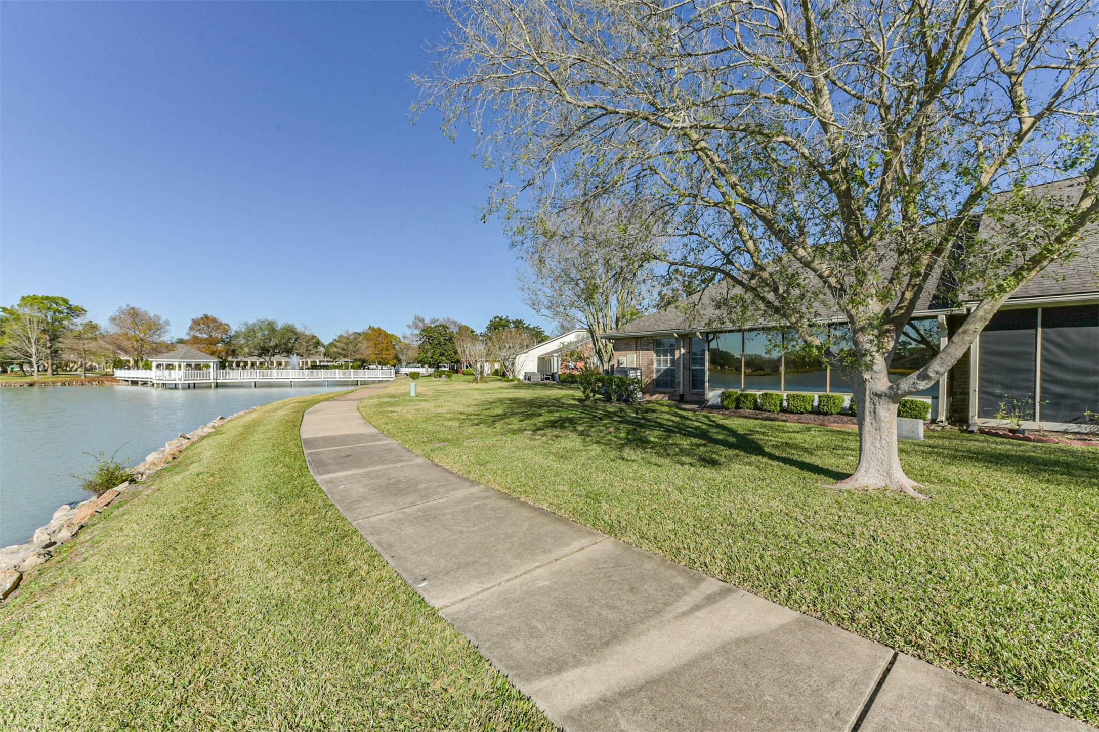 3013 Flower Field Lane, Unit 4 Pearland, TX 77584 - Photo 9 of 49