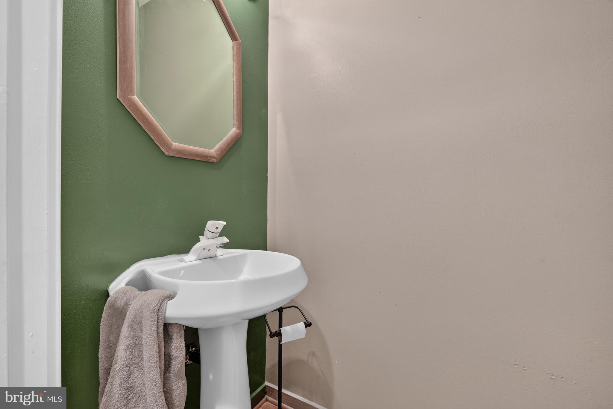 883 Bridgeton Road Fawn Grove, PA 17321 - Photo 13 of 55 Gallery Image 13