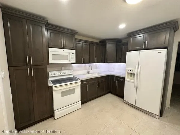 $1,350 | 108 Atlas Court Northwest, Lake Placid, FL 33852