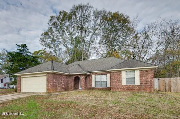 $290,000 | 131 Valley Drive, Raymond, MS 39154