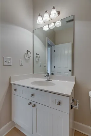 $1,695 | 7005 Lenox Village Drive, Unit C12, Nashville, TN 37211