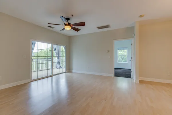 $1,695 | 7005 Lenox Village Drive, Unit C12, Nashville, TN 37211