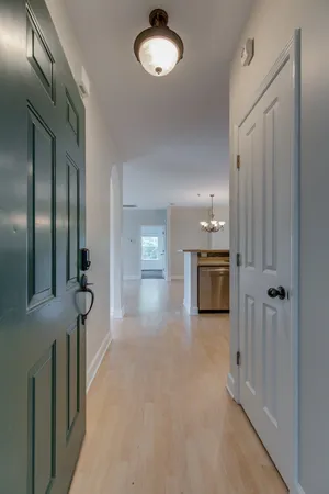 $1,695 | 7005 Lenox Village Drive, Unit C12, Nashville, TN 37211