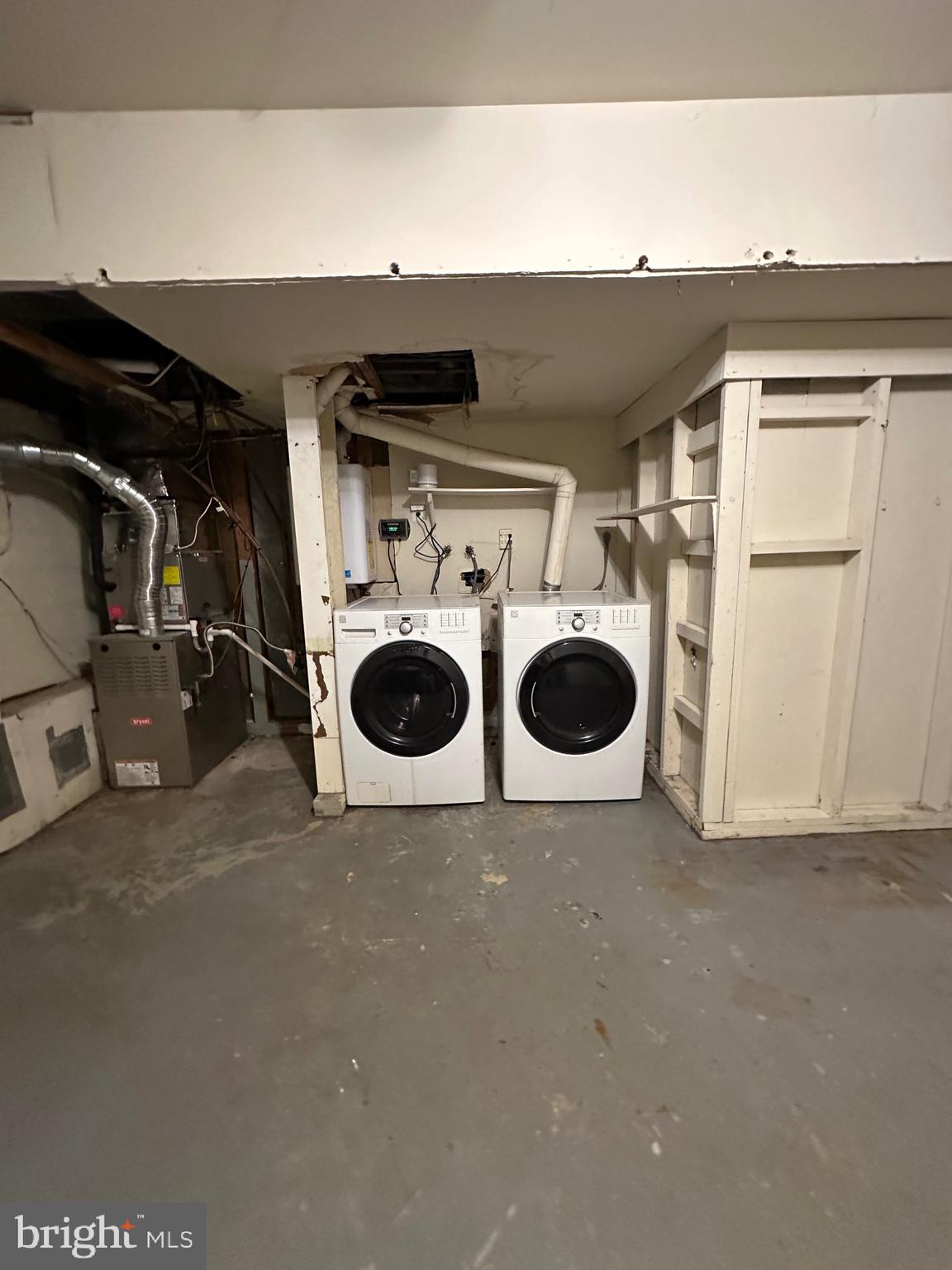 11152 Forest Edge Drive Reston, VA 20190 - Photo 26 of 102 Laundry/Utility room