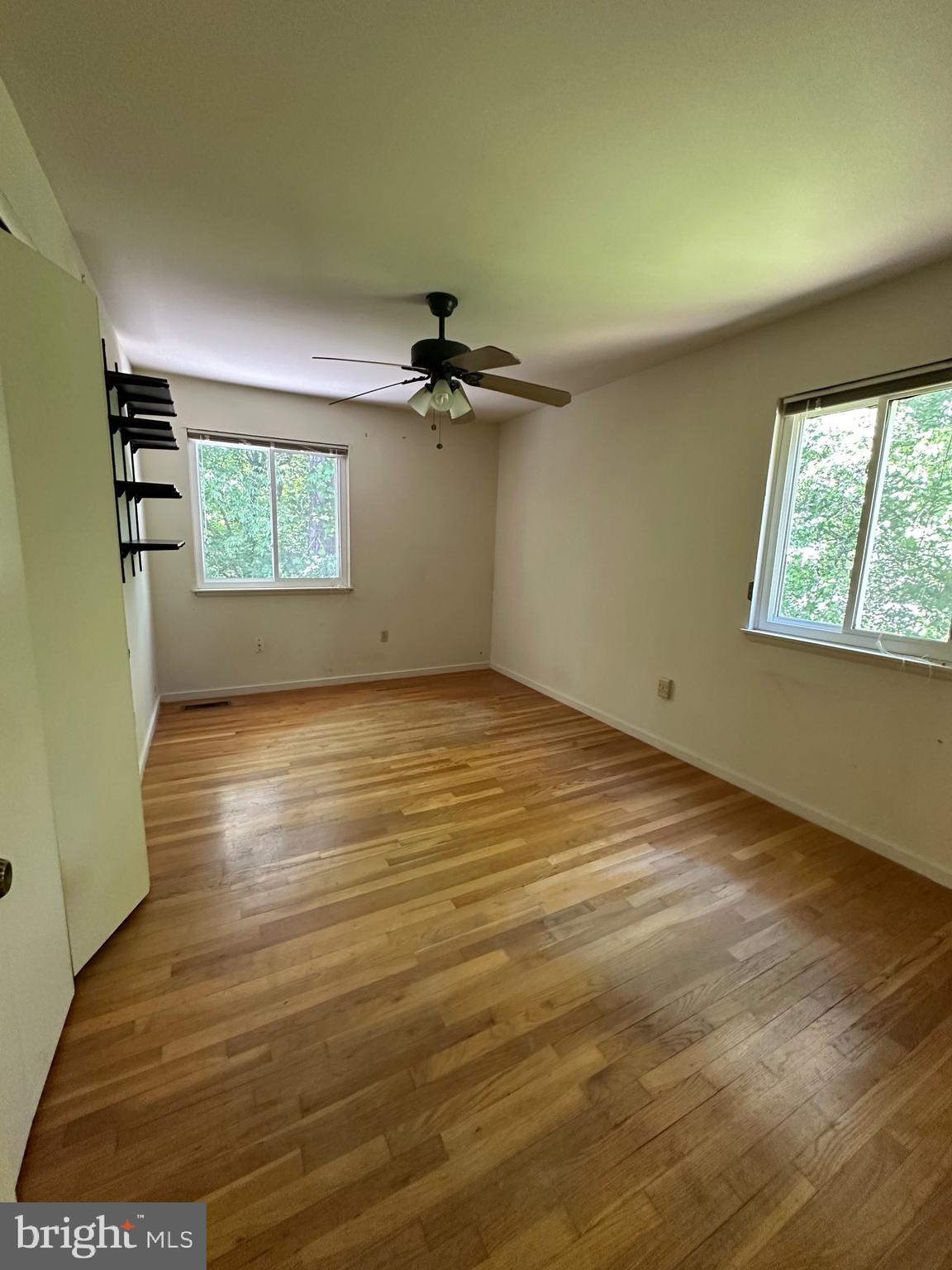 11152 Forest Edge Drive Reston, VA 20190 - Photo 59 of 102 Guest Bedroom