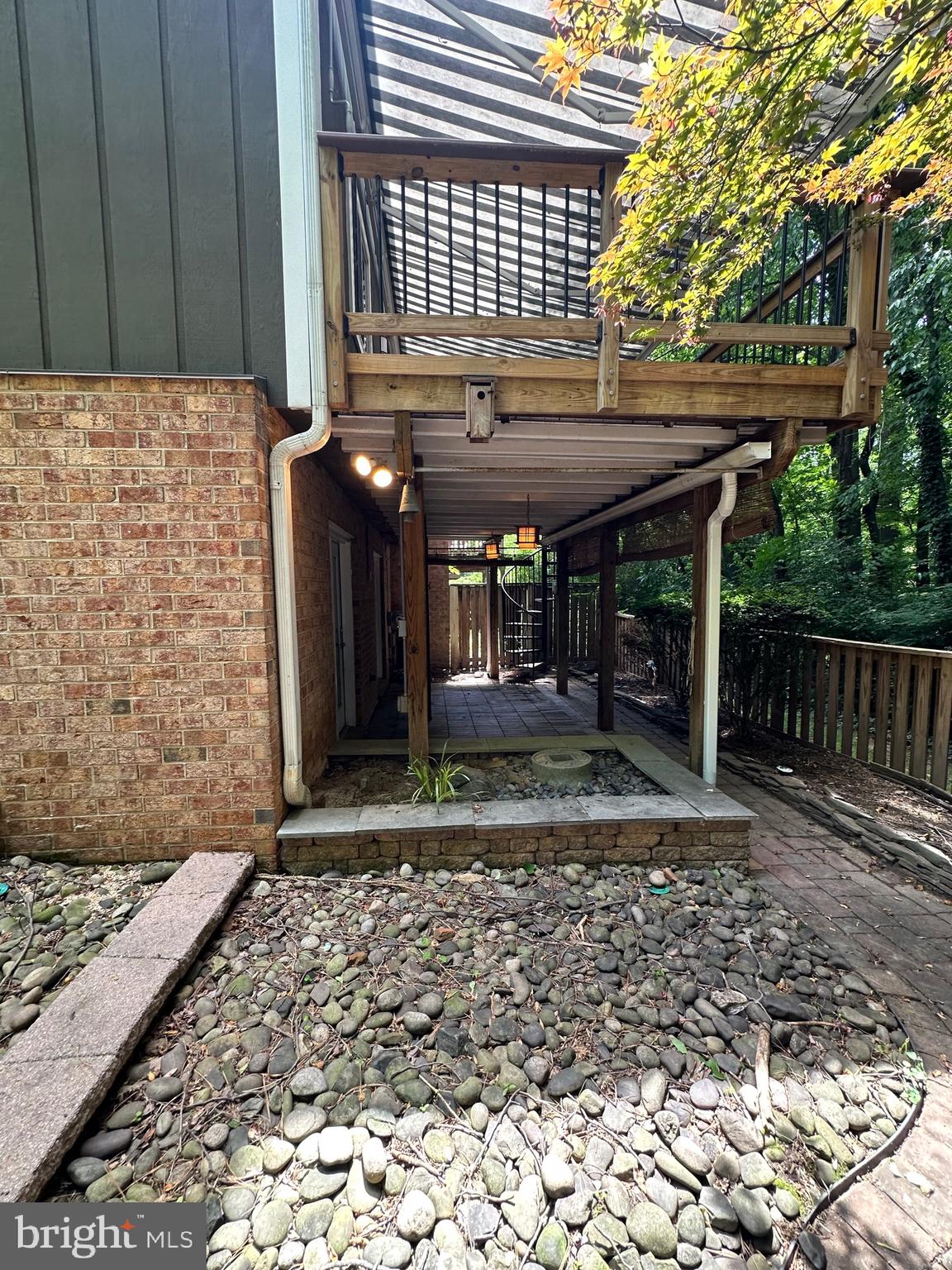 11152 Forest Edge Drive Reston, VA 20190 - Photo 84 of 102 Backyard