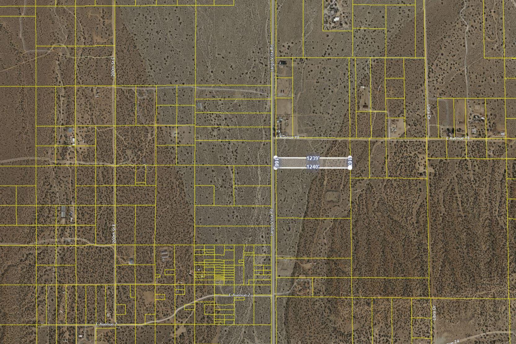 31000 Largo Vista Road Llano, CA 93544 - Photo 2 of 6 a bathroom with a shower