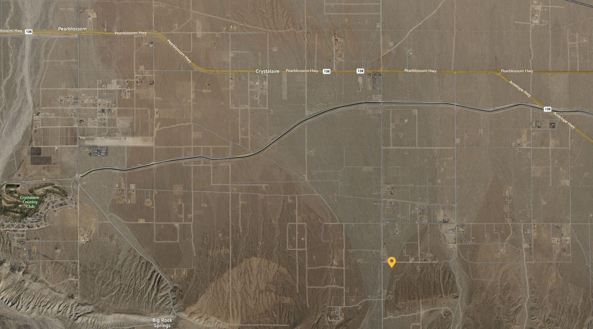 31000 Largo Vista Road Llano, CA 93544 - Photo 3 of 6 a bathroom with a shower