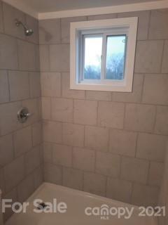 952 Mid Allen Road Hendersonville, NC 28792 - Photo 8 of 16 Gallery Image 8