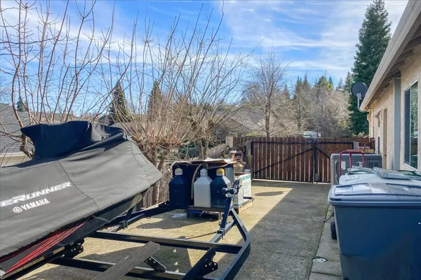 a view of a garden with a fountain