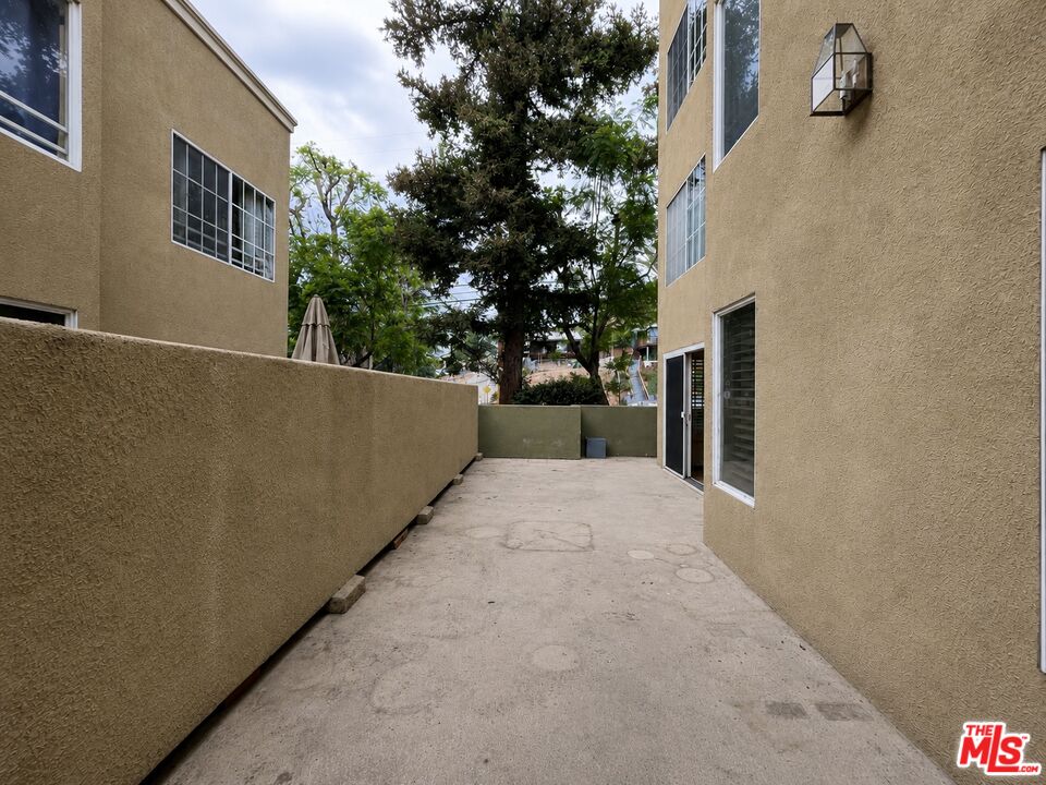 6140 Monterey Road, Unit 208 Los Angeles, CA 90042 - Photo 18 of 23