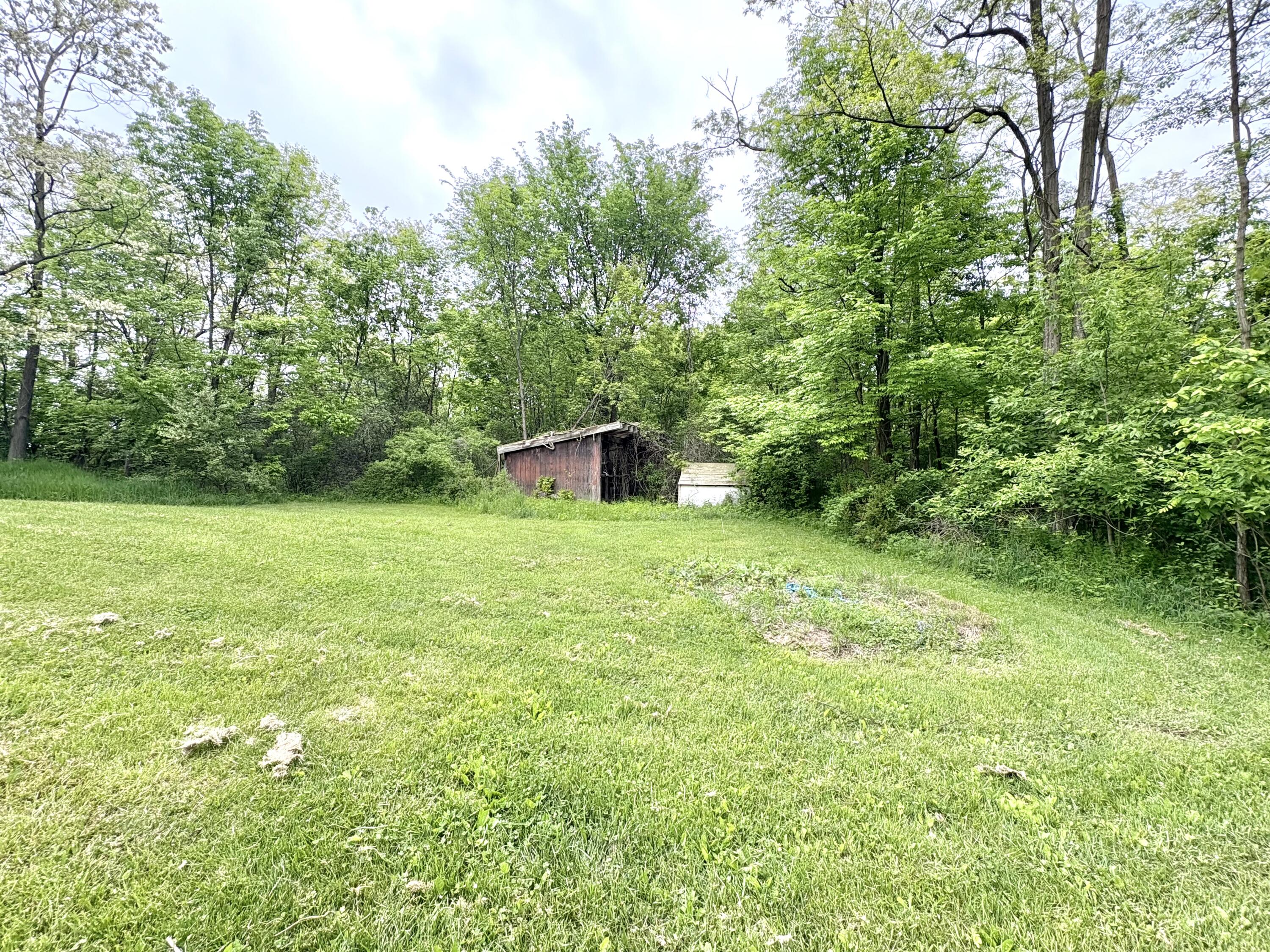 2122 Houser Road Holly, MI 48442 - Photo 5 of 42 IMG_1400