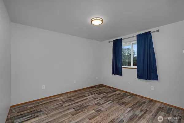 $559,900 | 4938 Wilshire Court Southeast, Unit A & B, Lacey, WA 98503