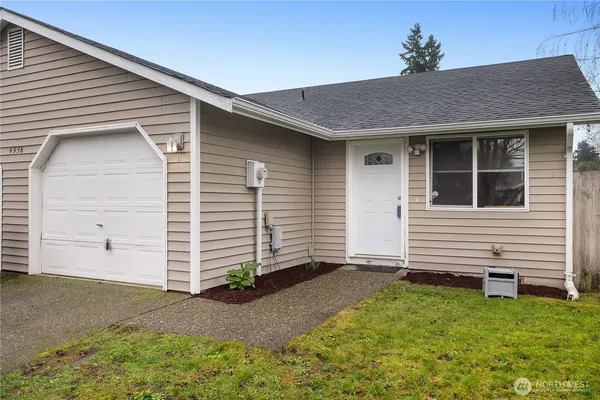 $559,900 | 4938 Wilshire Court Southeast, Unit A & B, Lacey, WA 98503