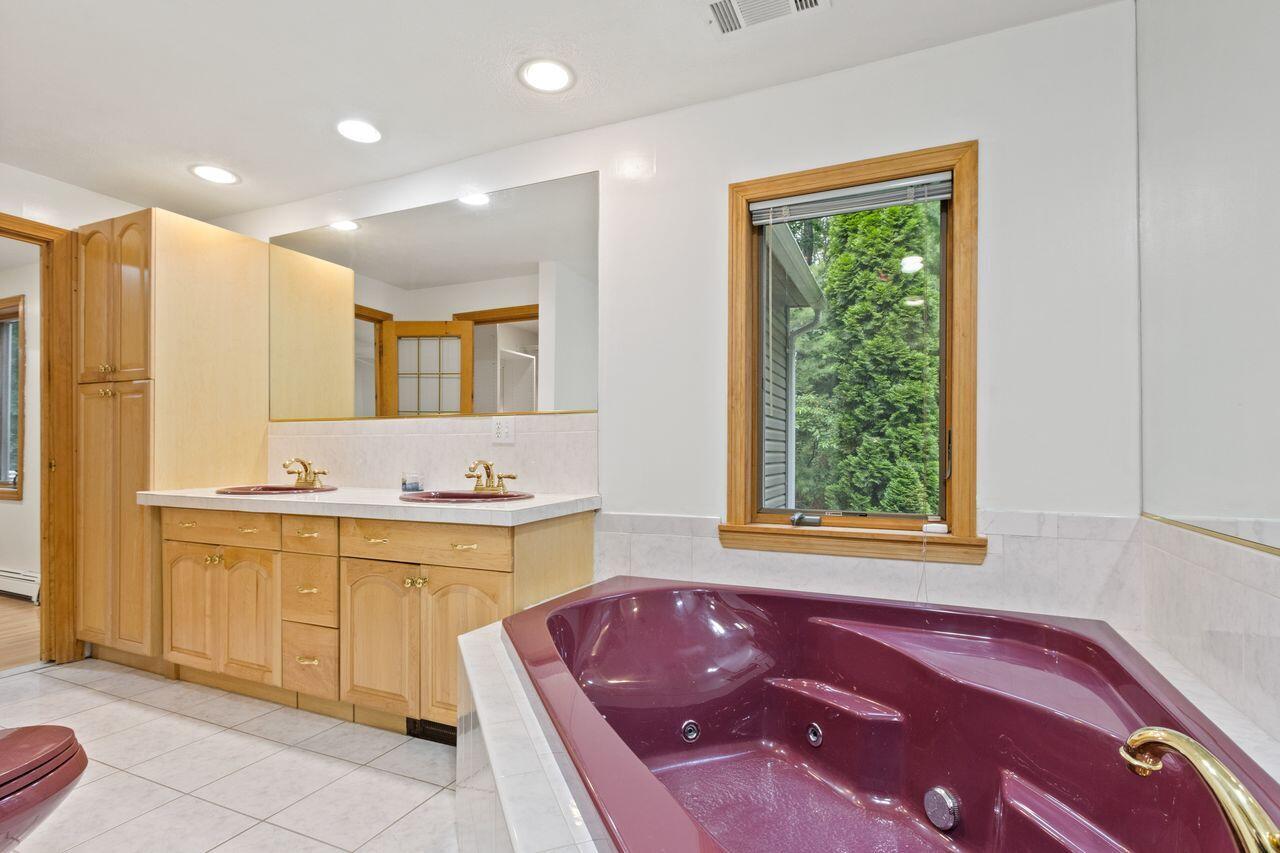 66 Old Pool Road Biddeford, ME 04005 - Photo 40 of 82 Primary Bathroom