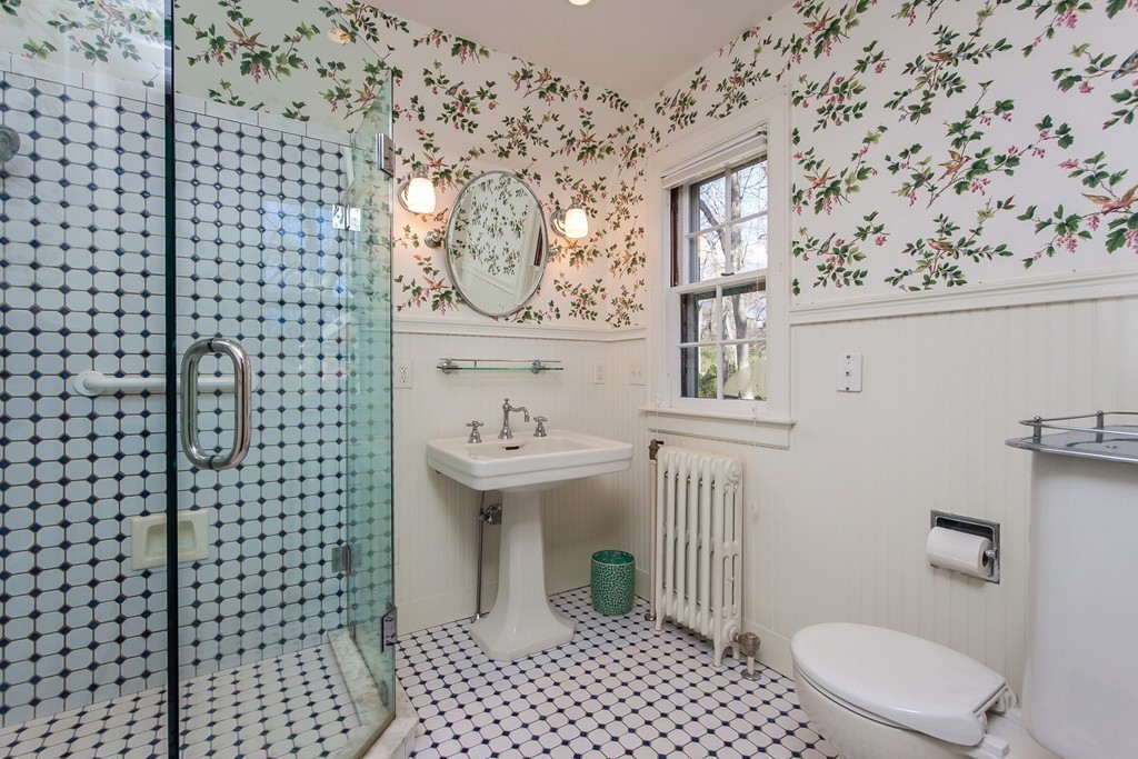 222 Farmington Road Longmeadow, MA 01106 - Photo 21 of 30 Gallery Image 21