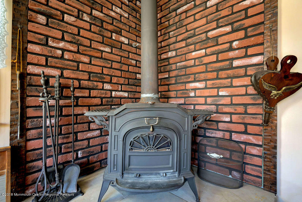 2236 Edgar Road Point Pleasant, NJ 08742 - Photo 8 of 36 022_dsc02018