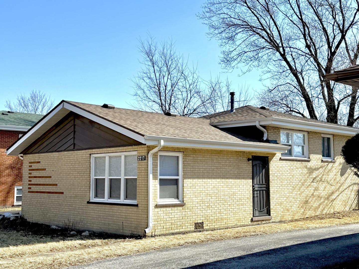 2217 West 156th Place Markham, IL 60426 - Photo 5 of 33