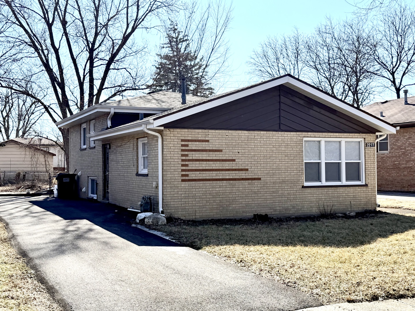 2217 West 156th Place Markham, IL 60426 - Photo 6 of 33