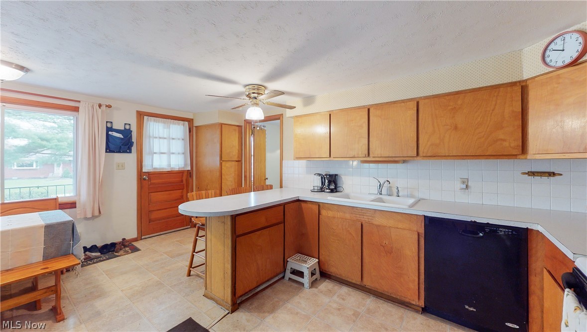 10088 West Ridge Road Elyria, OH 44035 - Photo 9 of 28 Gallery Image 9