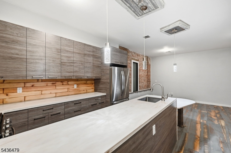 180 Spring Street, Unit 304 Newton, NJ 07860 - Photo 8 of 29