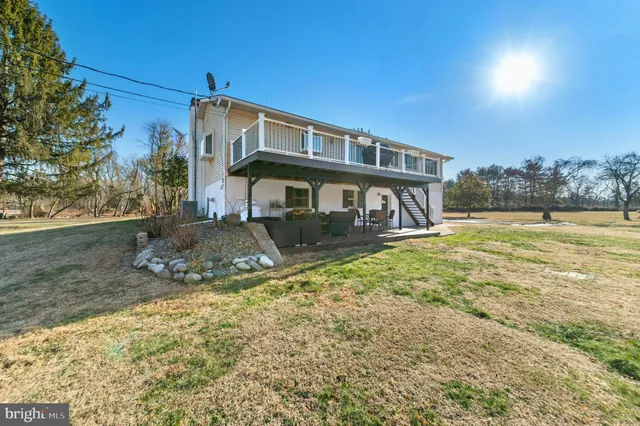 $730,000 | 1 Cross Creek Lane, Upper Black Eddy, PA 18972