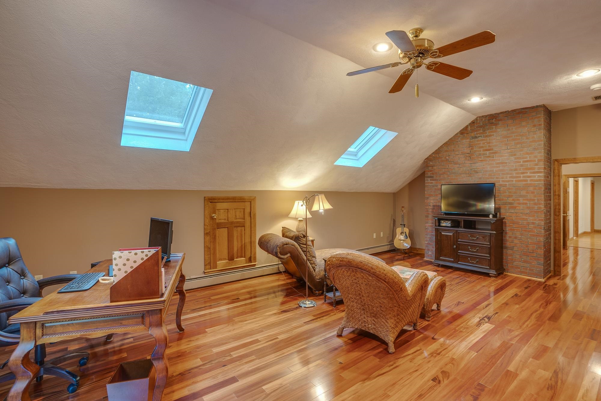 36 Coventry Road Atkinson, NH 03811 - Photo 28 of 37