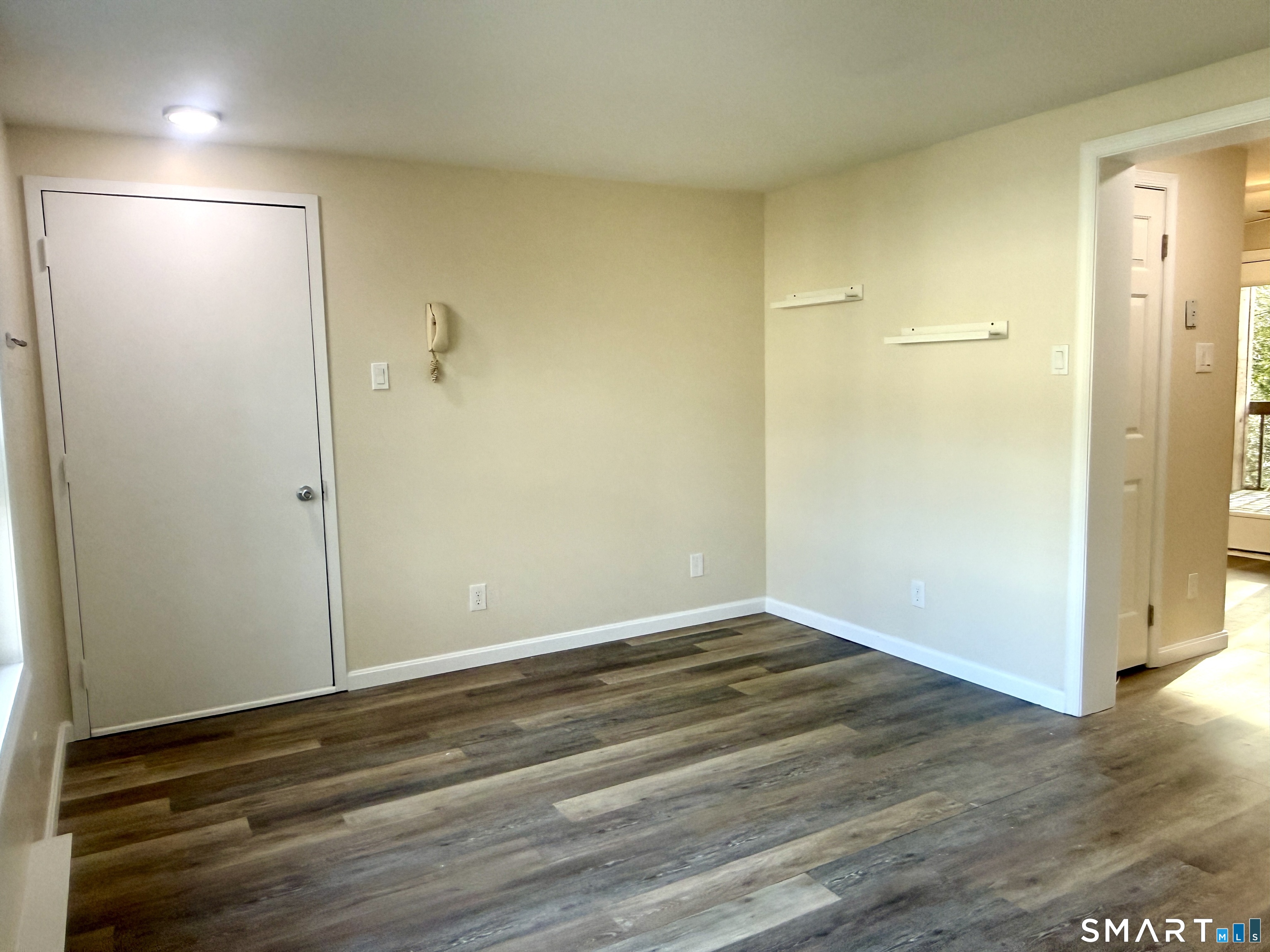 73 Cedar Street, Unit B4 Norwich, CT 06360 - Photo 5 of 25