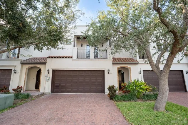 $2,500 | 808 South 5th Street, McAllen, TX 78501