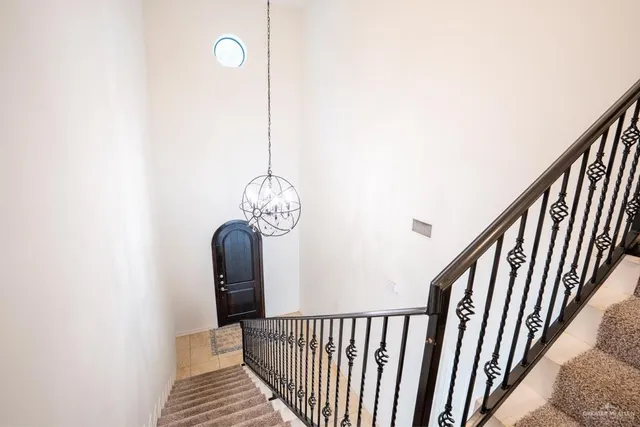 $2,500 | 808 South 5th Street, McAllen, TX 78501