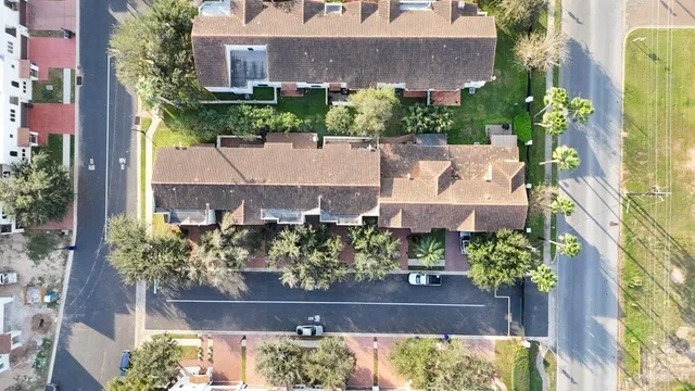 $2,500 | 808 South 5th Street, McAllen, TX 78501