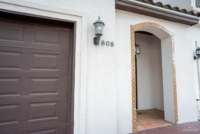 $2,500 | 808 South 5th Street, McAllen, TX 78501