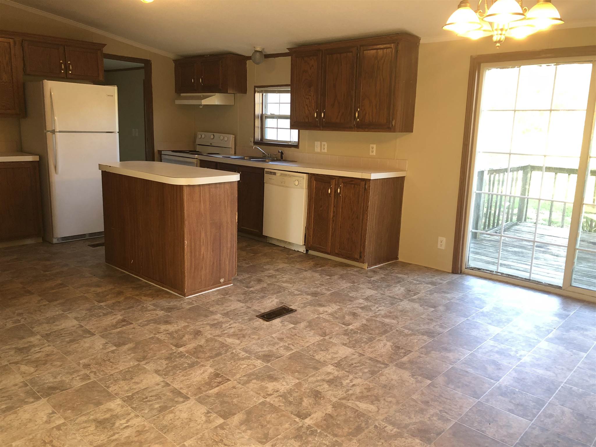 1327 Palestine Road Bedford, IN 47421 - Photo 6 of 15